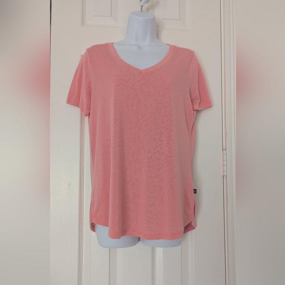 GAP Coral Short Sleeve V-Neck Tee